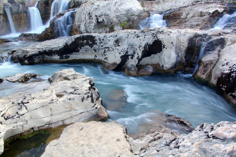 Natural sites and caves