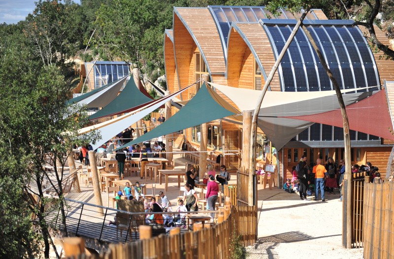 terrasse-grotte-de-la-salamandre-60