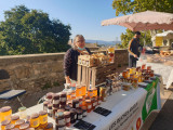 Stand Amielh sur le marché de Laudun