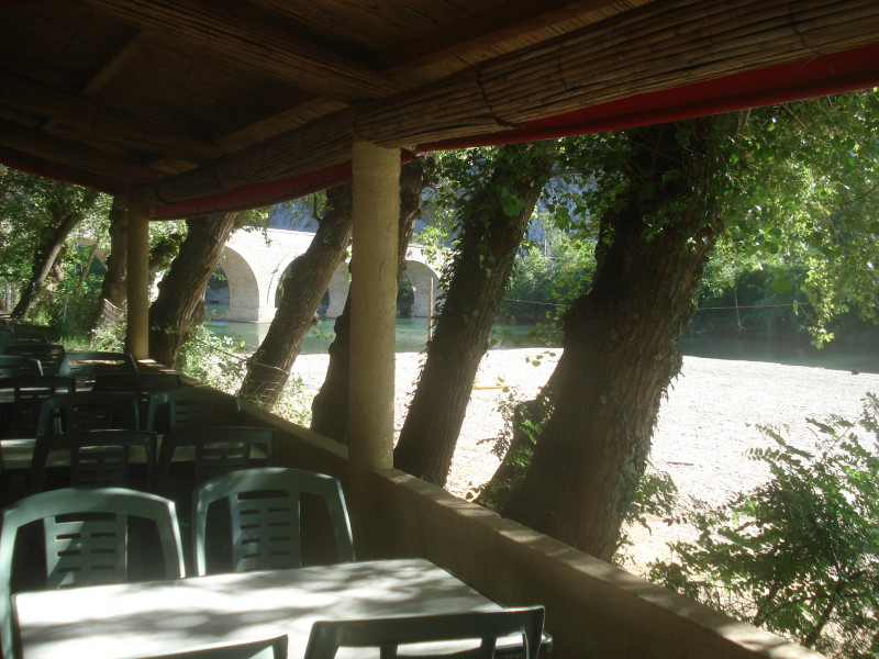 Vue terrasse Guinguette la Frigoulette