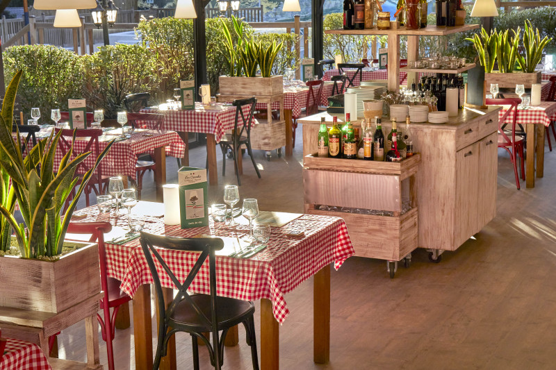Restaurant Pizzeria Les Cascades Dei Sapori