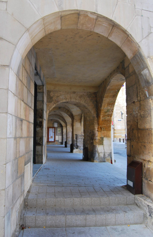 Arcades de Bagnols-sur-Cèze