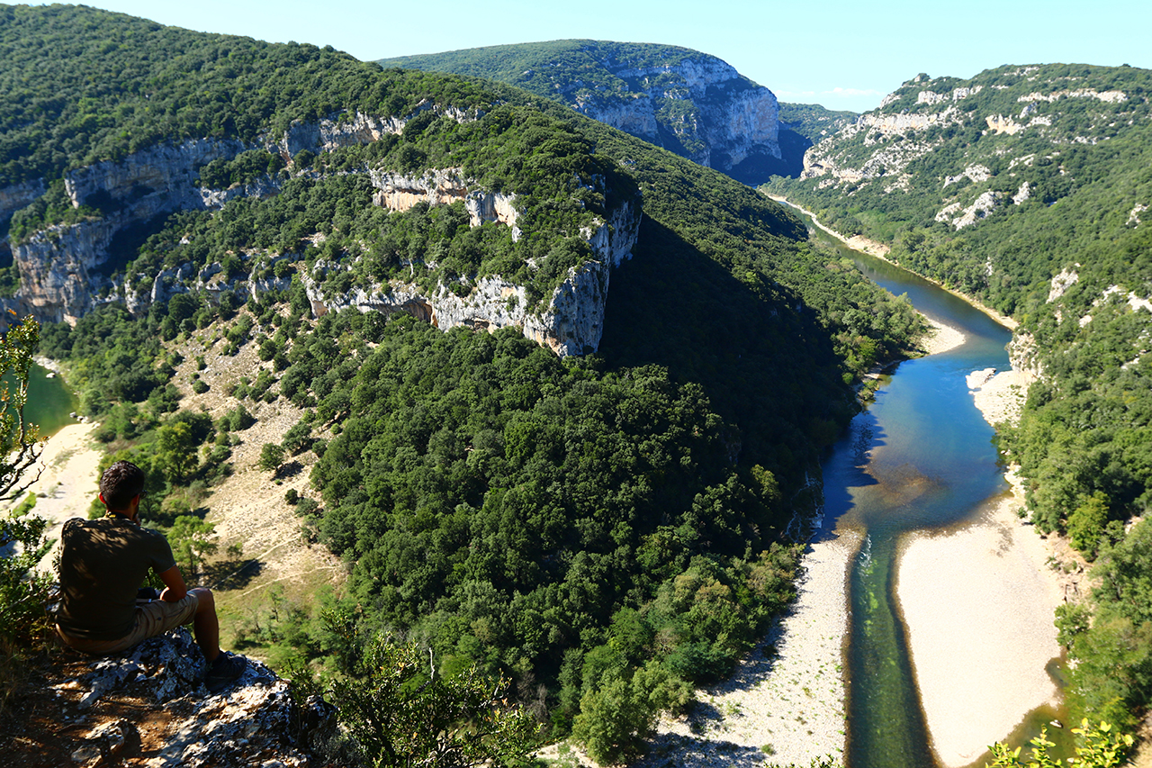 3-les-gorges-de-l-ardeche-paradis-des-sports-nature-sebastien-gayet-pont-d-arc-ardechereduit-9711