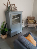Coin séjour avec décorations