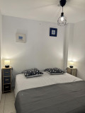 Chambre avec lit double