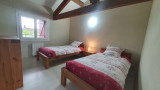 Chambre 4 avec deux lits simples