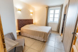 Gîtes Domaine de Coulon : Maison Issirac