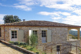 Gîtes Domaine de Coulon : Maison Uzès