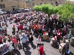 marche_du_1er_mai_sabran.jpg