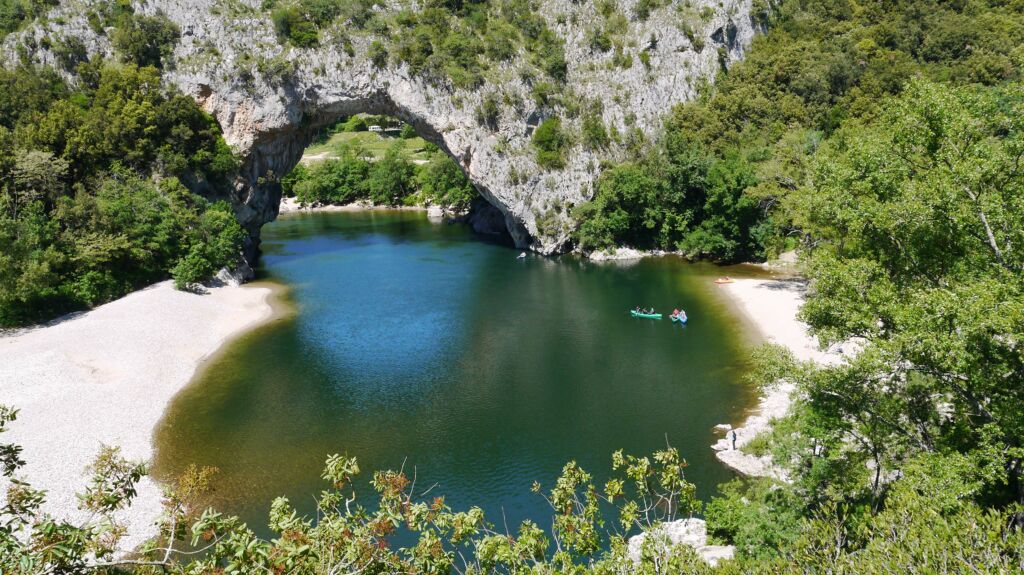Inspirations en Provence Occitane - Pont d'arc dans les gorges de l'ardèche