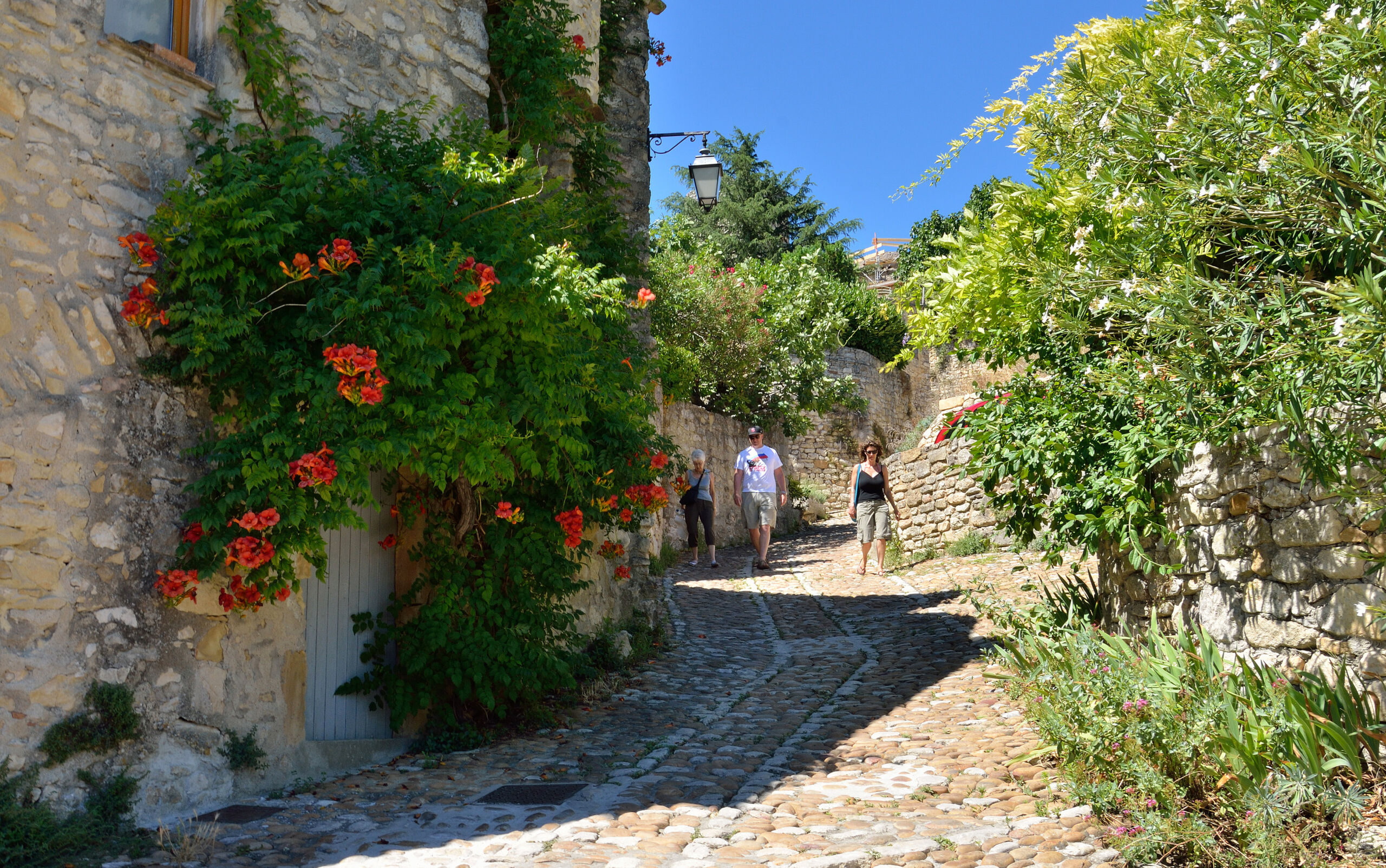 Plus beaux villages de France en Provence Occitane - La-Roque-sur-Cèze