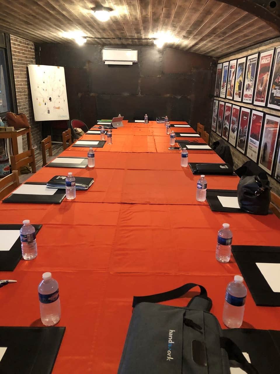 Grande salle de conférence