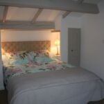 Chambre avec lit double