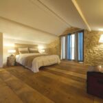 Chambre avec lit double