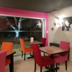 Salle climatisée du restaurant