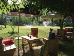 Coin cosy sous parasol