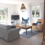 Grand salon lumineux