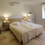 Chambre 2 avec lit double