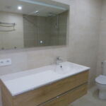 Salle d'eau avec wc