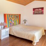 Chambre Jaune avec lit double