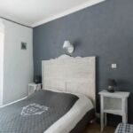 Chambre 1 avec lit double