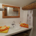 Salle de bain privative de la Chambre Simon