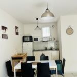 Pièce de vie côté cuisine