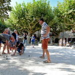partie de pétanque à Aiguèze