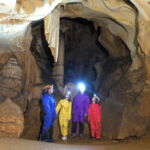 Sortie spéléo en famille - aventure souterraine