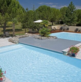 Piscine chauffée et commune
