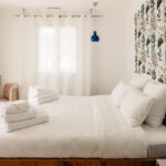 Chambre avec lit double