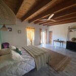 Chambre avec lit double au premier étage