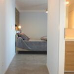 Chambre Azur avec lit double du gîte La Bignone