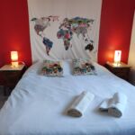 Chambre Griottes avec lit double au Bosquet Fruité