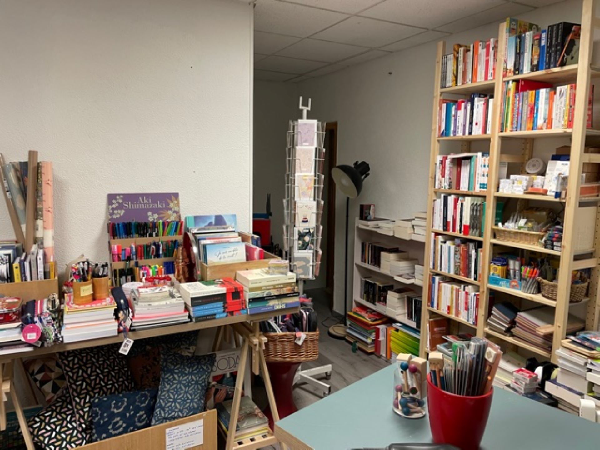 Librairie Ile poétique_Barjac - Interieur