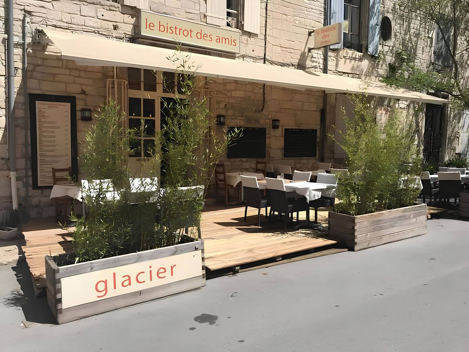 Le Bistrot des Amis, la terrasse