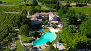 Vue aérienne du Mas de l'Oratoire