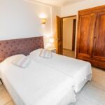 Chambre 1 avec lit double
