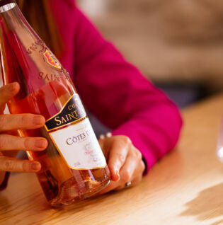 dégustez les vins du Château St Nabor à Cornillon