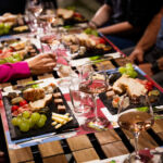 En compagnie du vigneron découvrez les vins du domaine avec des produits du terroir