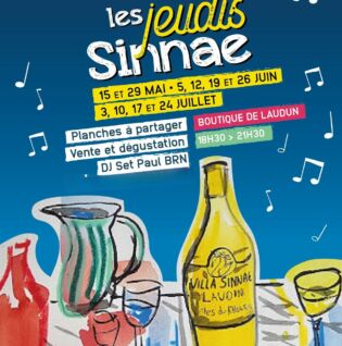 Musique live avec scène estivale, Ambiance chaleureuse entre collègues, amis, clients…