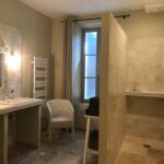 Maison Carrée - Salle d'eau