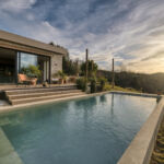 Gîte Slow Village La Roque sur Cèze - Piscine et terrasse