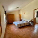 Roses - Chambre 2 avec lit double