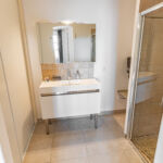 Maison Barjac - Salle d'eau de la chambre 2