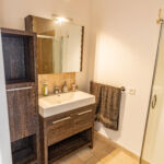 Maison Issirac - Salle d'eau de la chambre 2