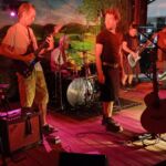 Groupe de musique lors des Estivales de la Gervoise