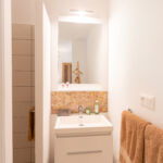 Maison Orgnac - Salle d'eau de la chambre 2