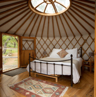 Yourte Chêne - Intérieur de la yourte