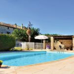 Camping Le Mas de Linde - Piscine commune